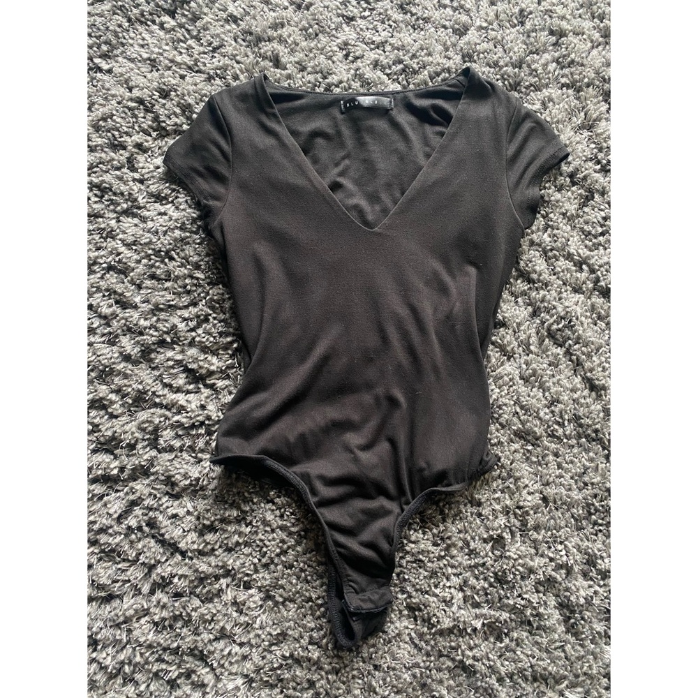 Black short sleeve bodysuit